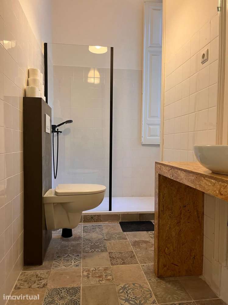 Quarto - localizado em Marquês de Pombal Lisbon