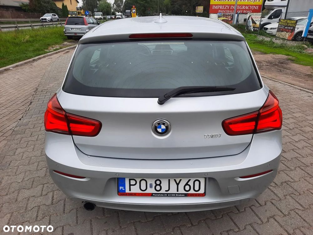 BMW Seria 1 118i - 8