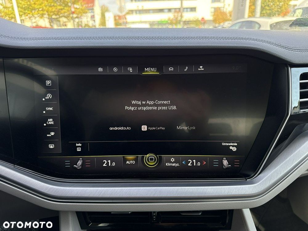 Volkswagen Touareg - 24