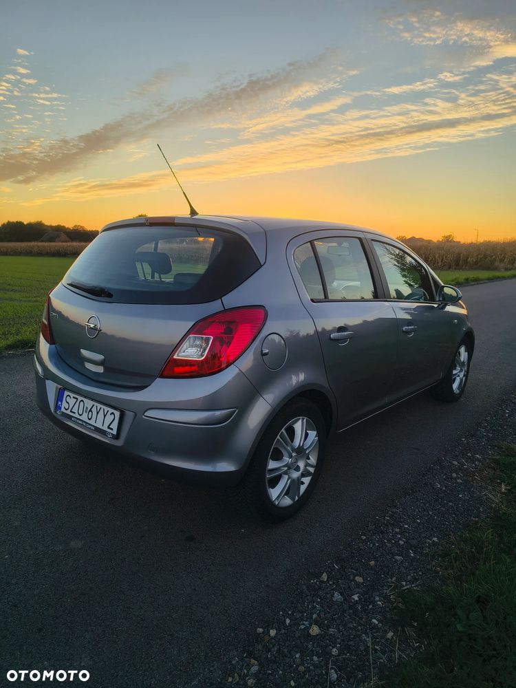 Opel Corsa - 7