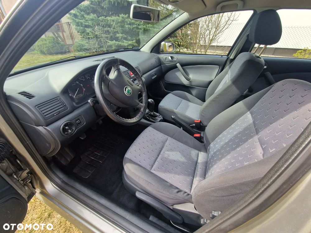 Skoda Octavia 1.6 Classic - 7