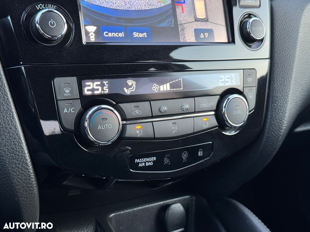 Nissan Qashqai 1.6 DCI Xtronic TEKNA+ - 28