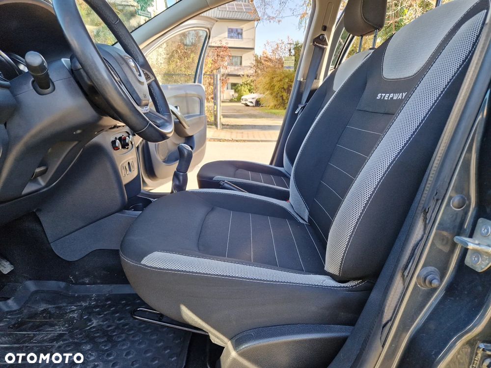 Dacia Sandero 0.9 TCe Laureate - 33