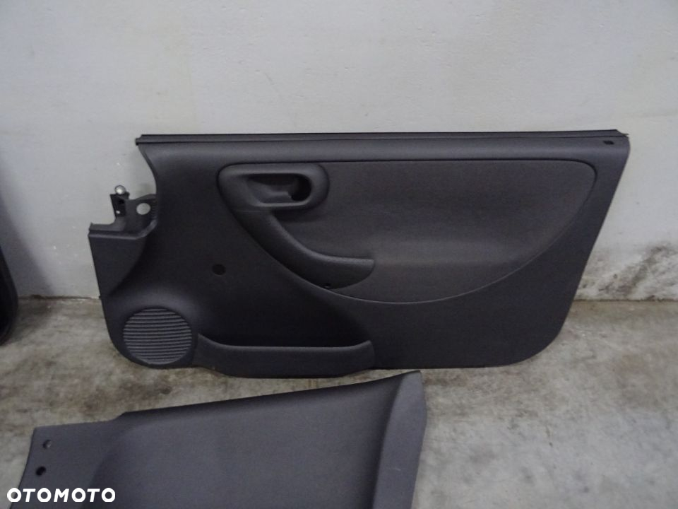 BOCZEK BOCZKI DRZWI OPEL CORSA C HB 3D NR54 - 6