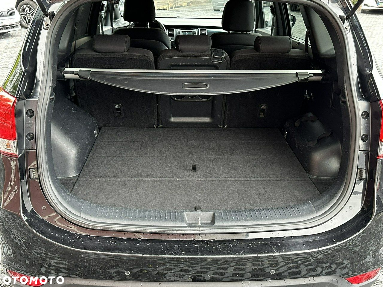 Kia Carens 1.6 GDI L - 17