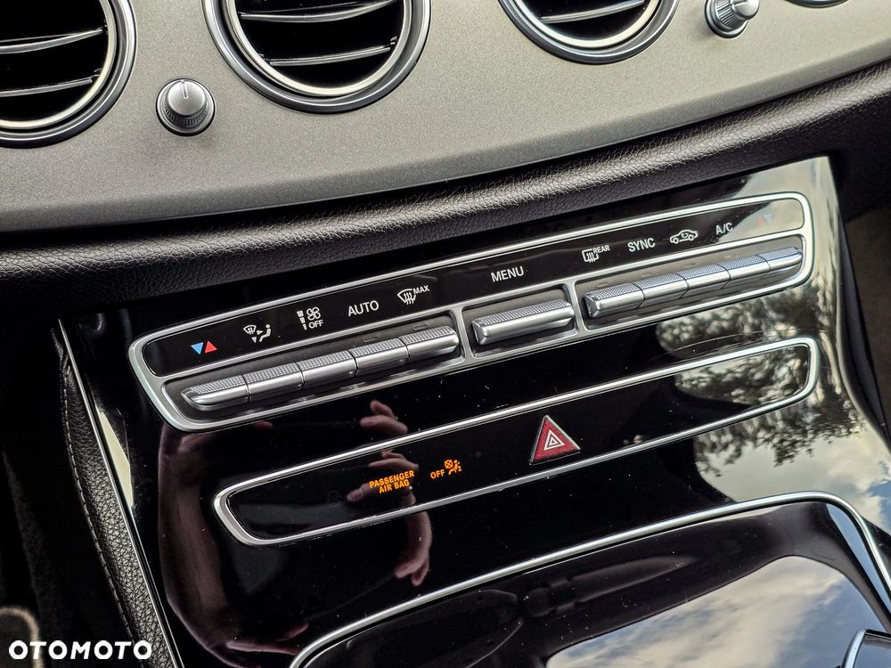 Mercedes-Benz Klasa E 220 d 9G-TRONIC - 25