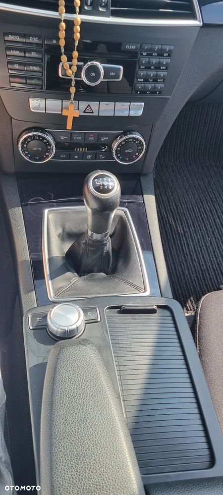 Mercedes-Benz Klasa C 200 CDI DPF BlueEFFICIENCY Special Edition - 30