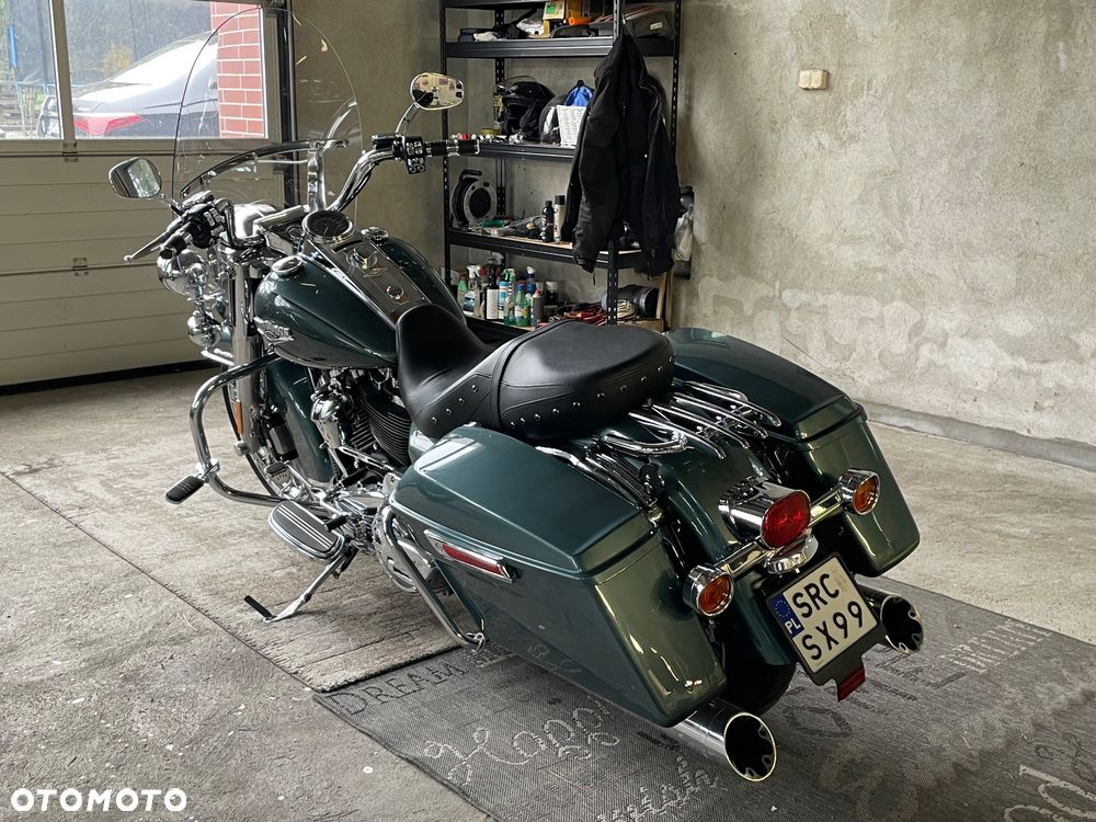 Harley-Davidson Touring Road King - 4