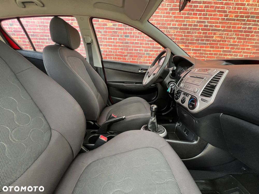 Hyundai i20 - 14