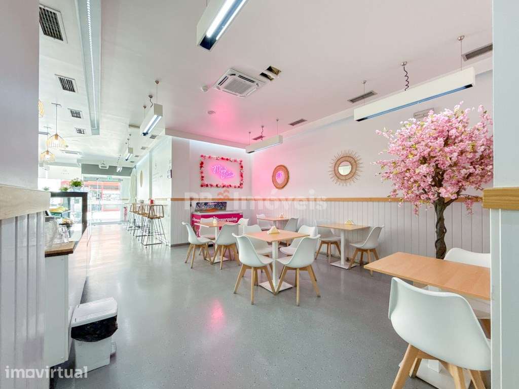 Café totalmente equipado no centro do Entroncamento - Grande imagem: 5/45
