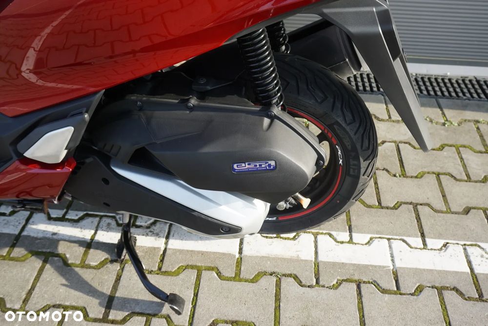 Honda PCX - 8