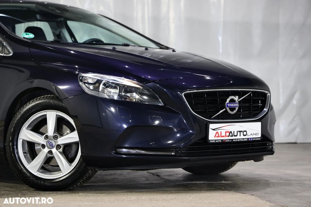 Volvo V40 D2 - 23