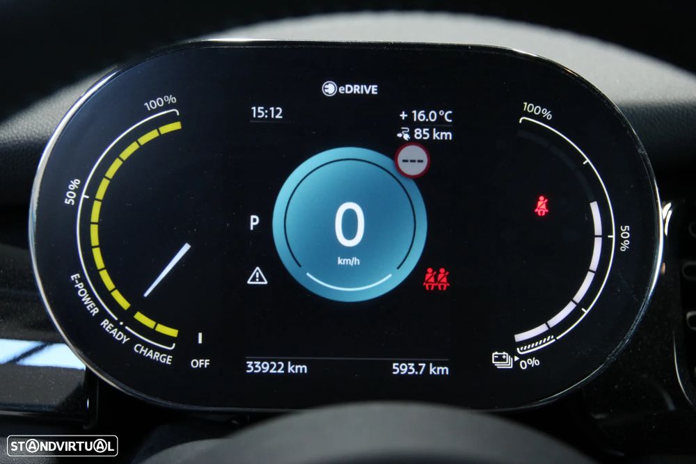 MINI 3 Portas Cooper SE Premium Essential - 27