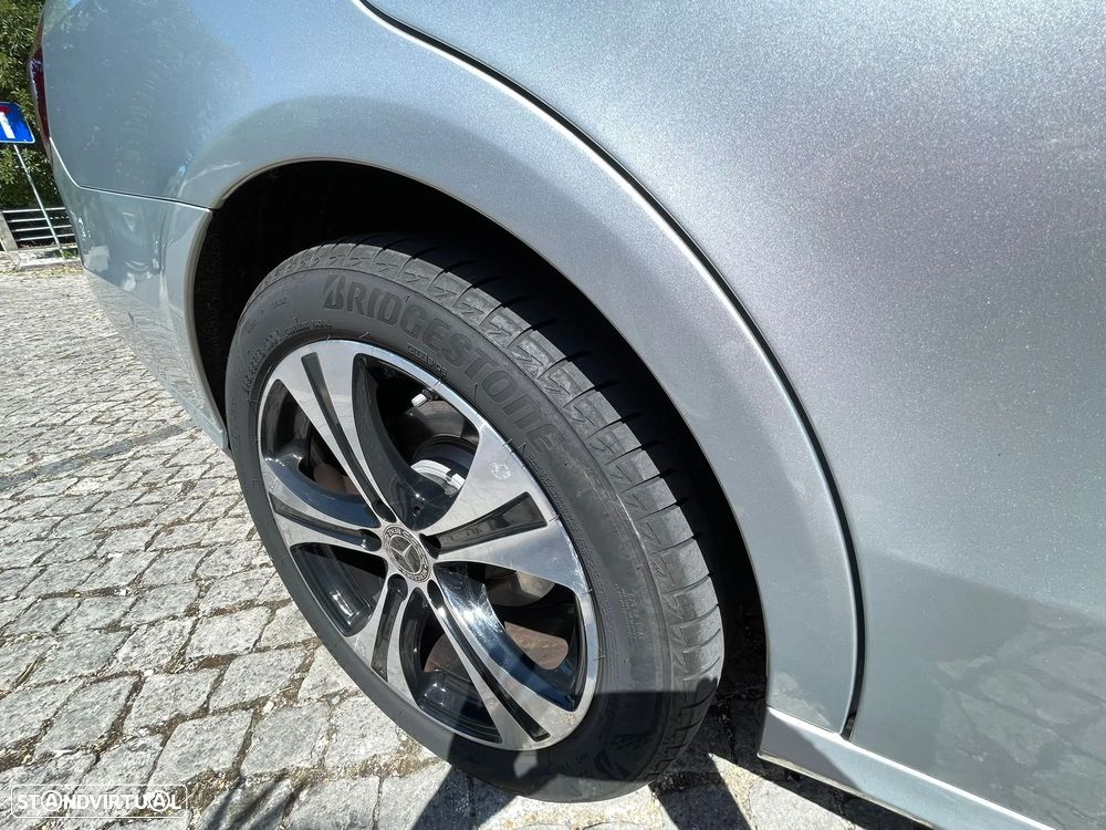 Mercedes-Benz E 300 Bluetec Hybrid Elegance - 8