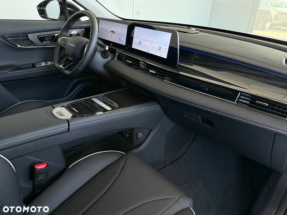 Omoda E5 - 25