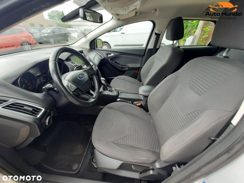 Ford Focus 1.5 EcoBoost STart-Stopp-System TITANIUM - 36