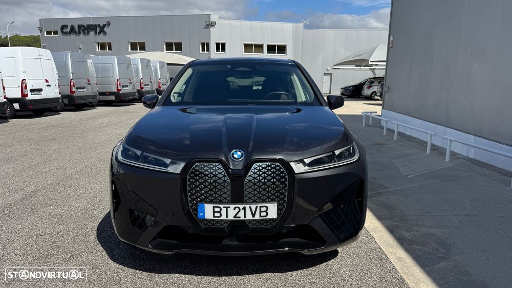 BMW iX xDrive 40 Pack Desportivo - 9