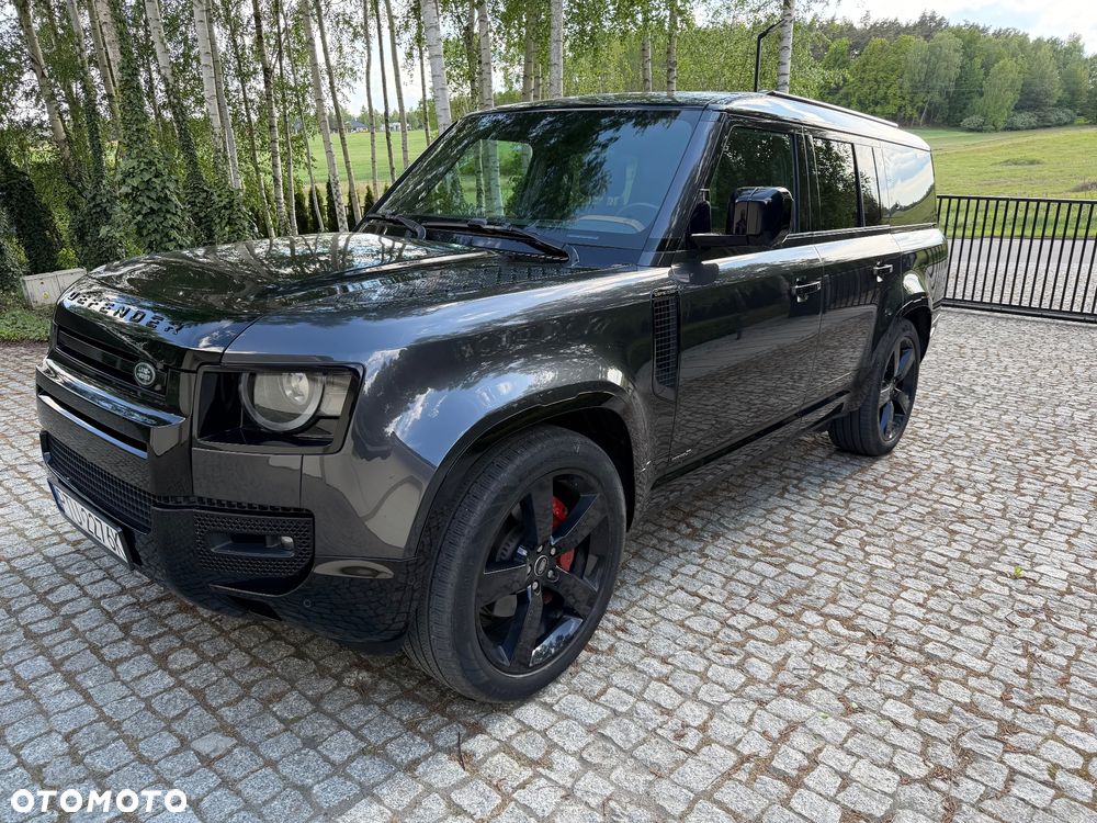 Land Rover Defender 130 D300 X-Dynamic HSE - 2