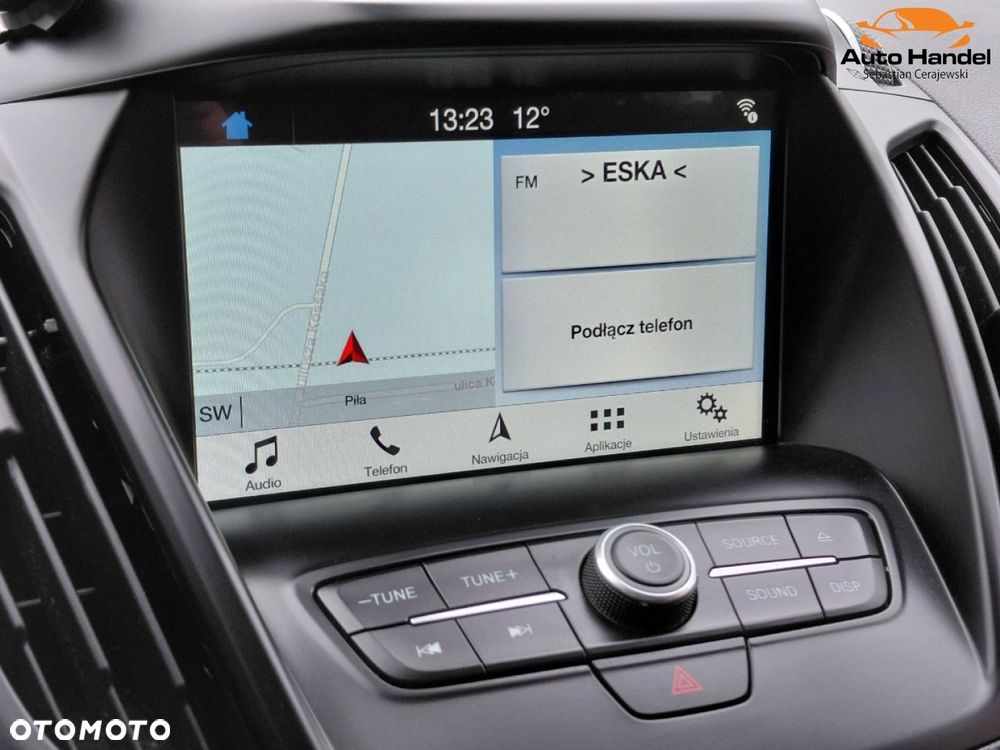 Ford Kuga 1.5 EcoBoost 2x4 Titanium - 23