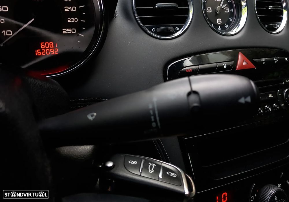 Peugeot RCZ 1.6 155 THP Onyx - 25