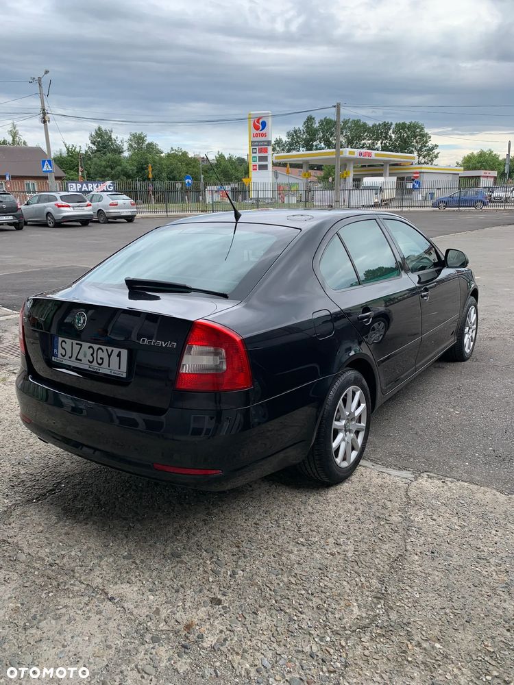 Skoda Octavia 1.4 TSI Ambiente - 5
