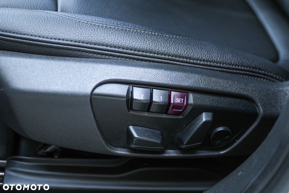 BMW X1 xDrive25i M Sport - 31