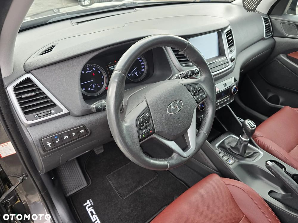 Hyundai Tucson 1.6 T-GDI Comfort 4WD - 24