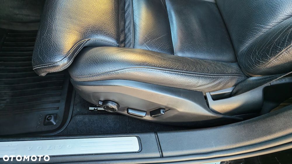 Volvo V60 D4 Geartronic Inscription - 24