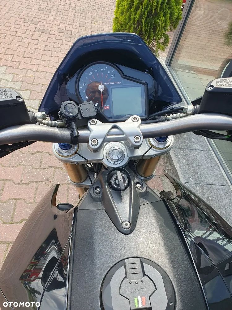 Aprilia Dorsoduro - 12