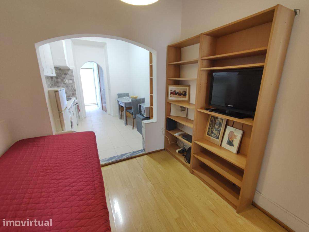 Apartamento com 1 quartos - localizado em Penha de França Lisbon - Grande imagem: 3/28