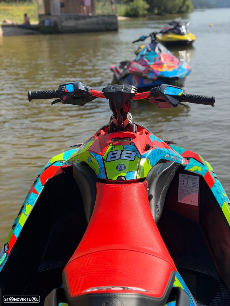 Sea-Doo Spark Trixx 2UP 2021 42h Stage 3 120cv Riva / Worx / Solas - 36