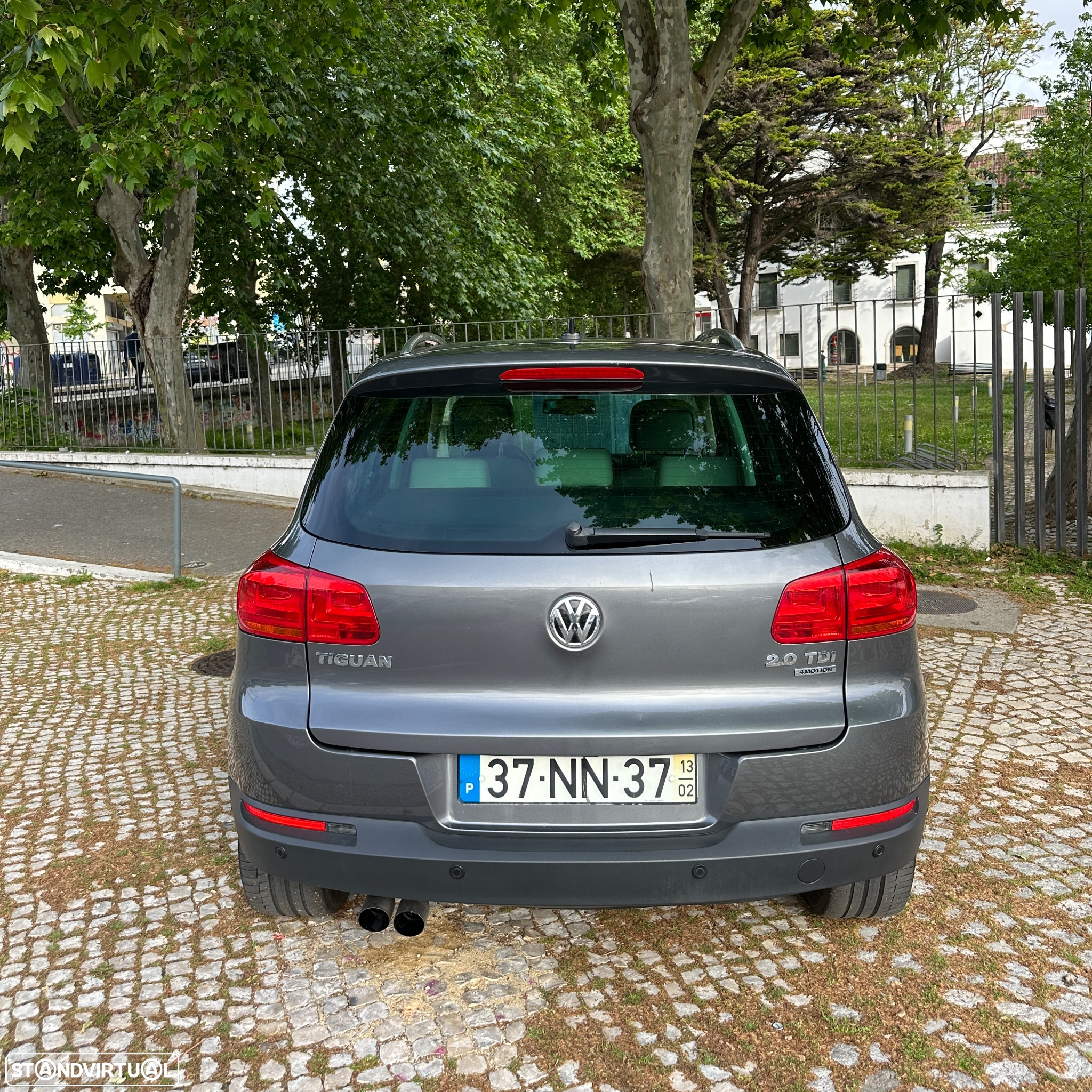 VW Tiguan 2.0 TDi Sport BlueMotion 4Motion DSG - 6