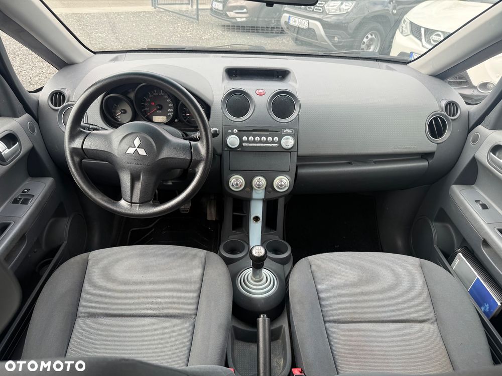 Mitsubishi Colt - 21