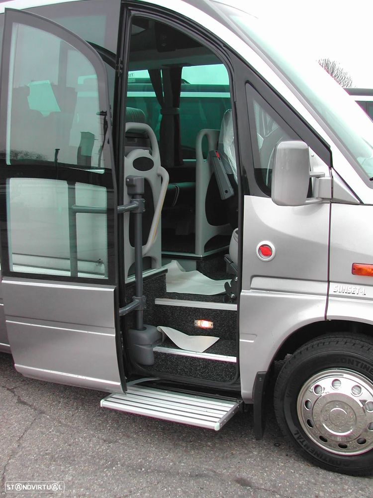Mercedes Benz SPRINTER 616 CDI Lug 20+Guia - 6