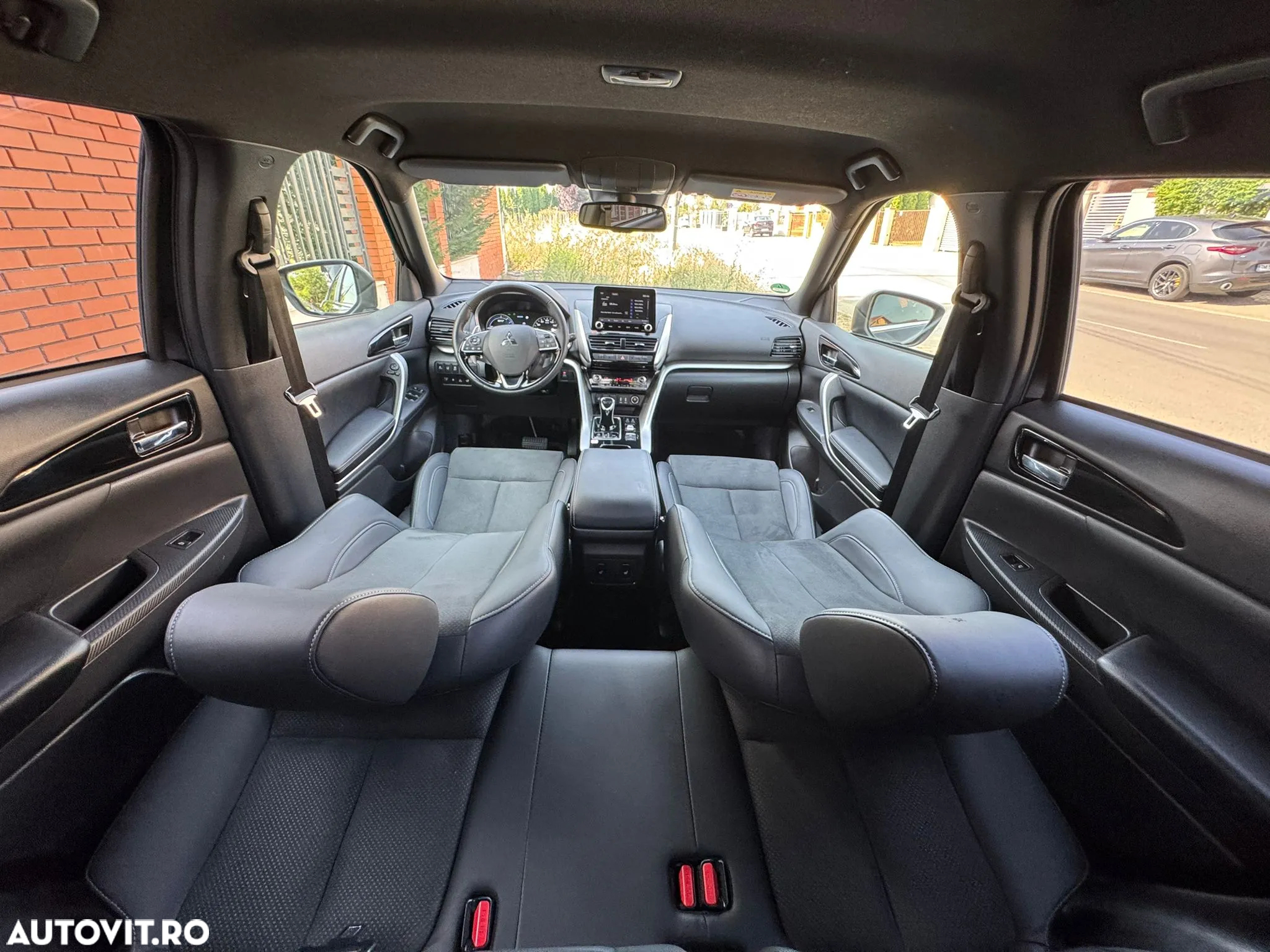 Mitsubishi Eclipse-Cross Plug-In Hybrid 4WD Plus Select - 6