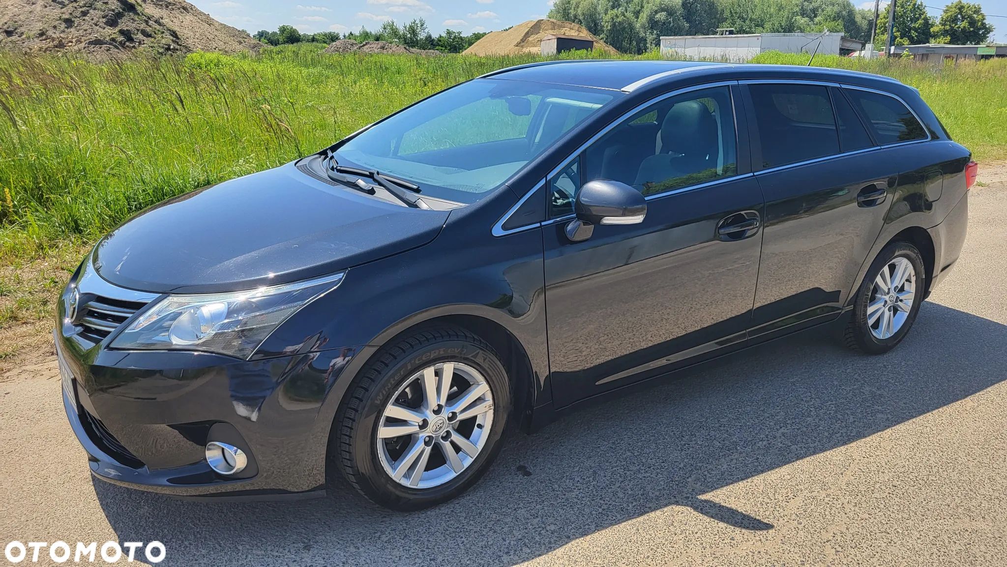 Toyota Avensis 2.0 D-4D Premium - 1