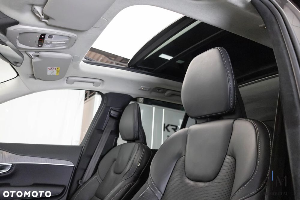 Volvo XC 90 T8 AWD Recharge Ultimate Dark - 17