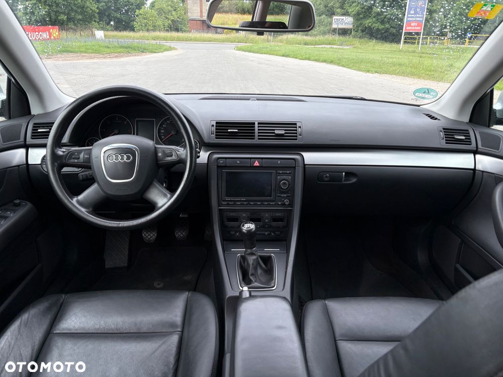 Audi A4 Avant 2.0 TDI - 10