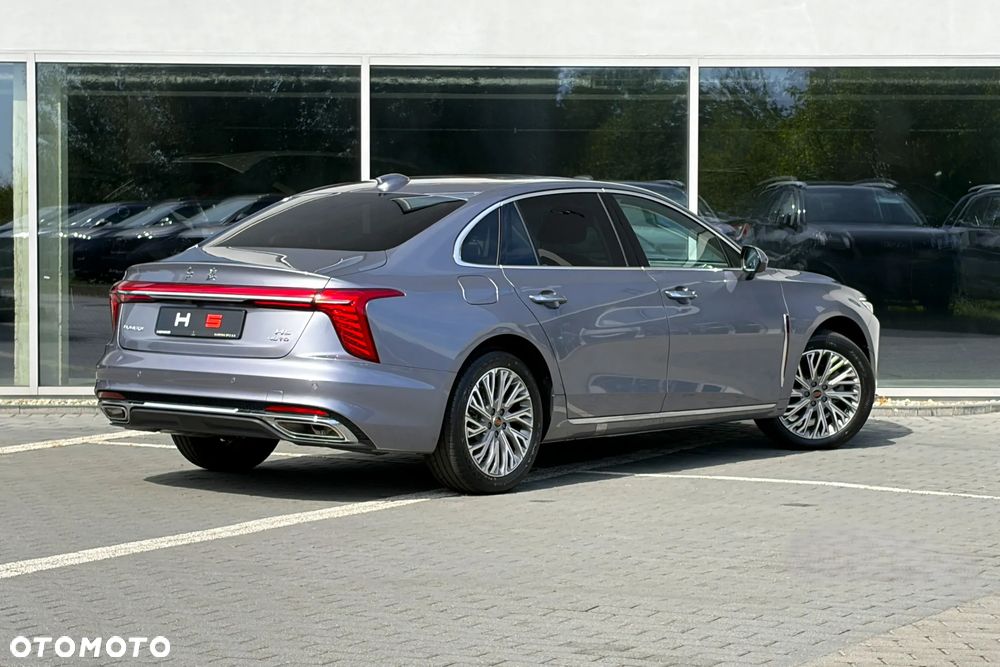 Hongqi H5 2.0T Deluxe - 17