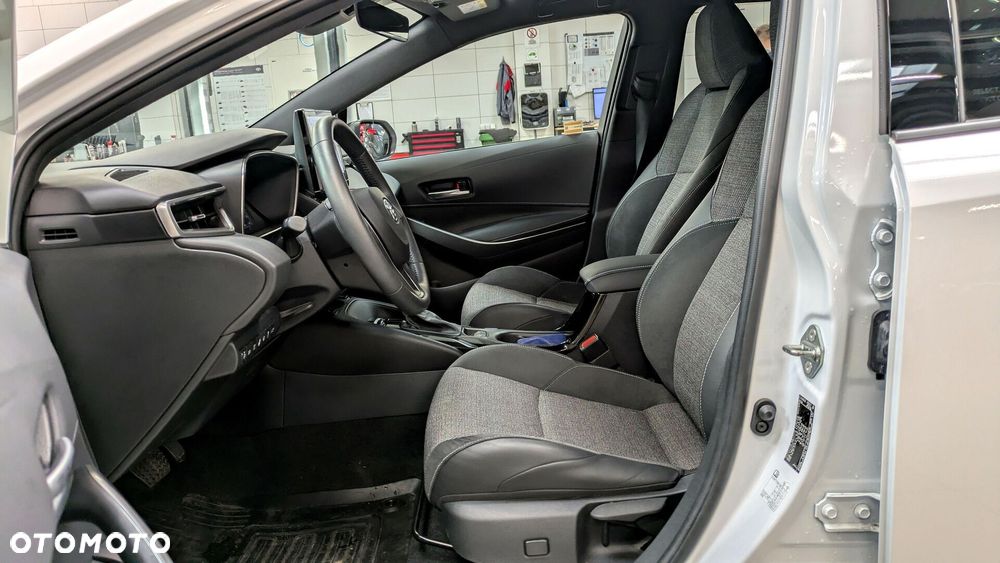 Toyota Corolla 1.8 Hybrid Style - 11