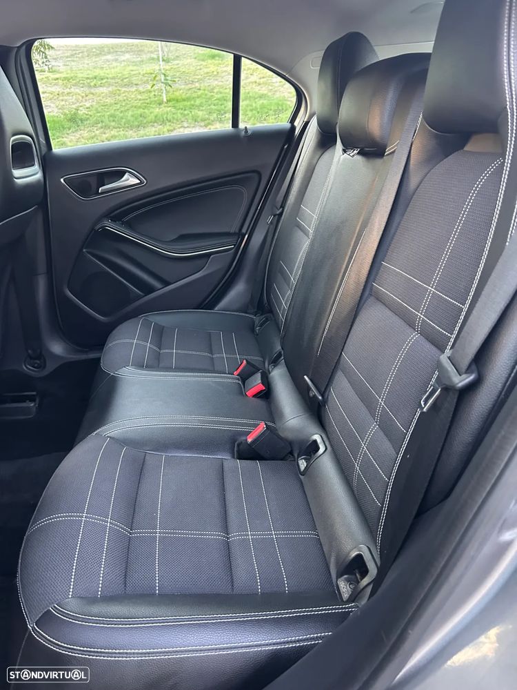 Mercedes-Benz A 180 CDI (BlueEFFICIENCY) - 11