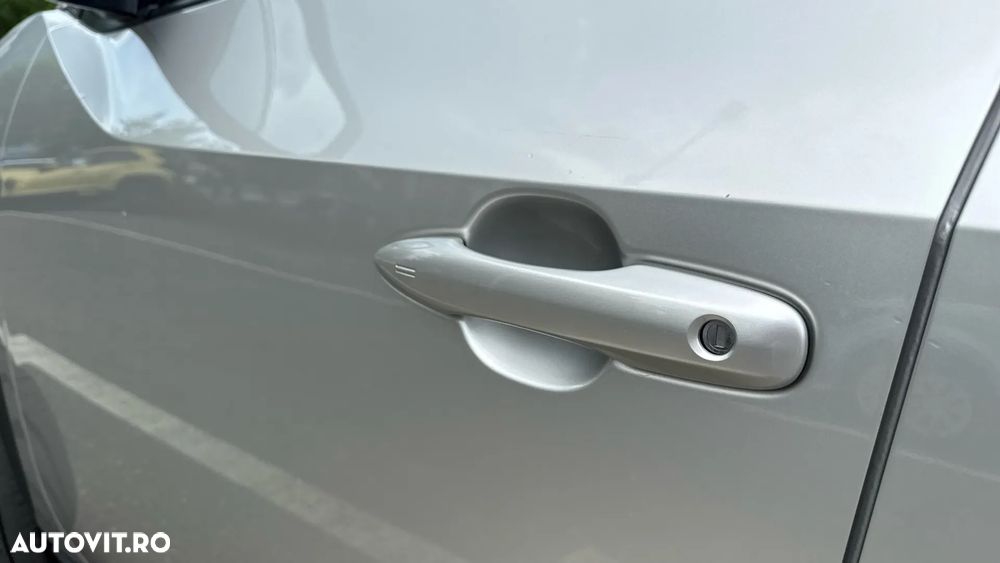 Toyota BZ4X 150 KW FWD (4x2) Luxury - 12