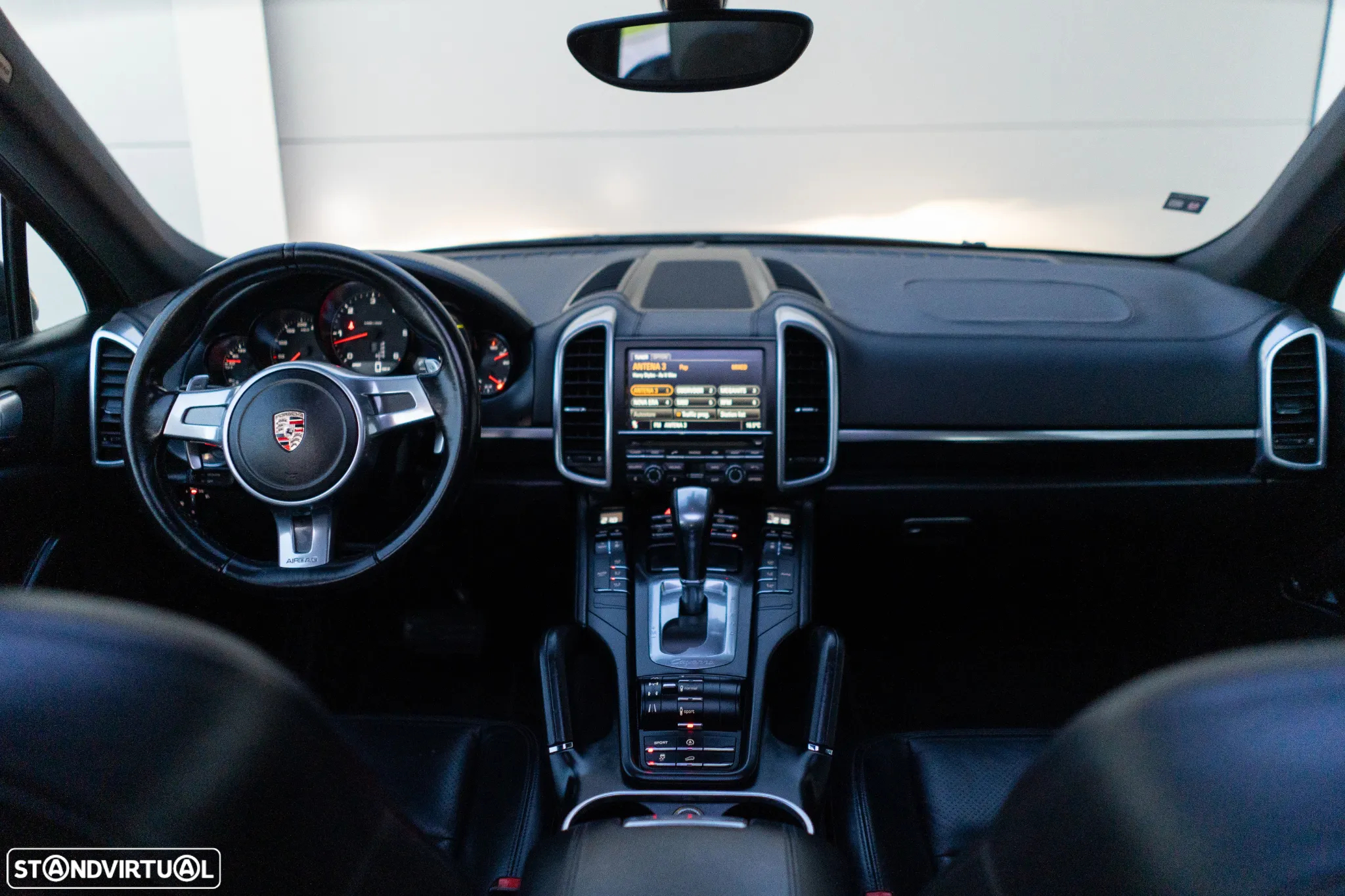 Porsche Cayenne Standard - 11