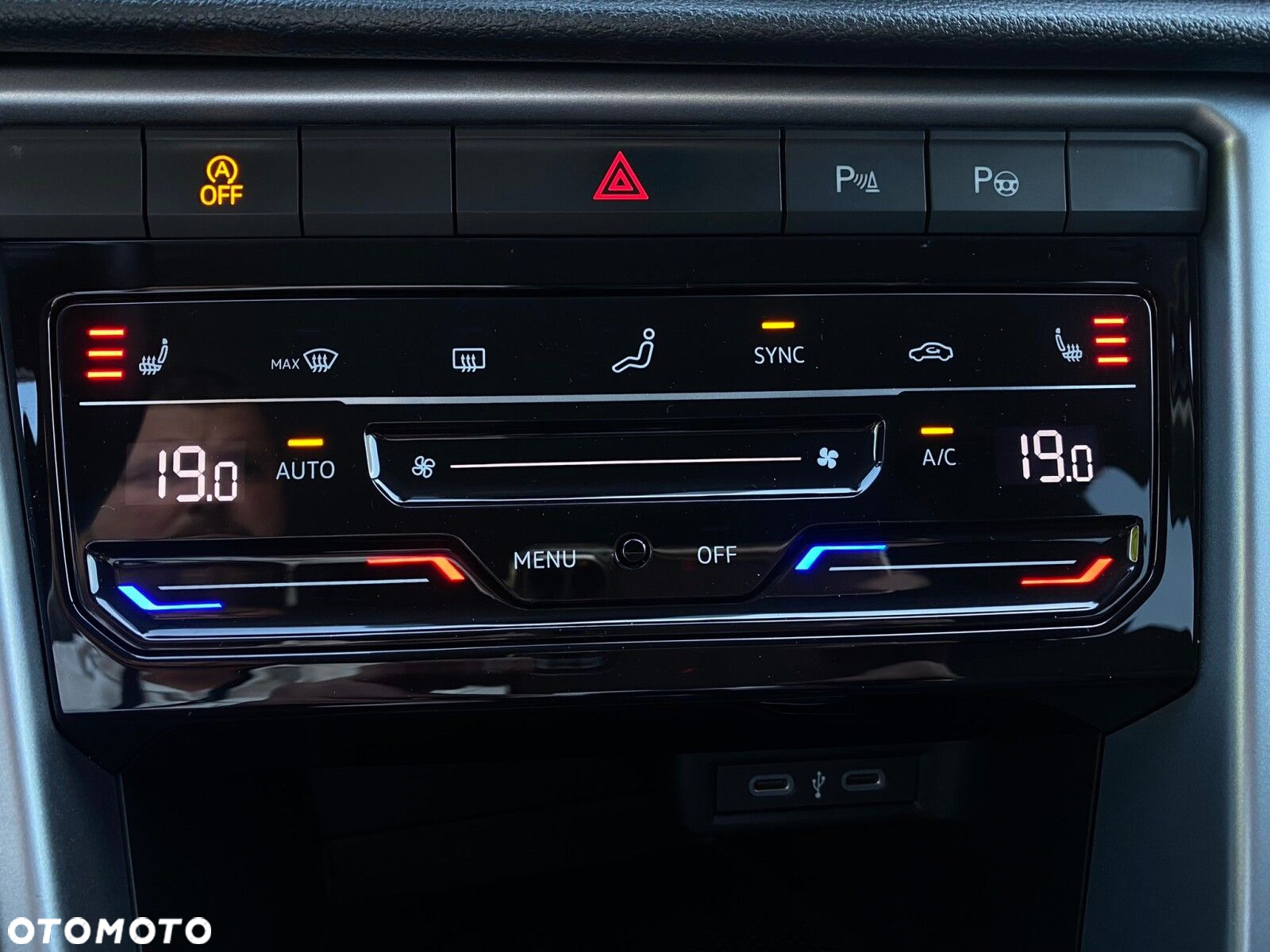 Volkswagen T-Roc 1.5 TSI Life - 19