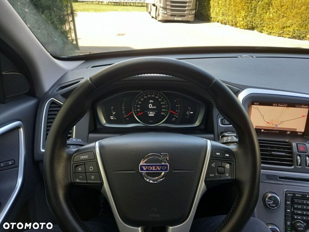 Volvo XC 60 D3 Momentum - 30