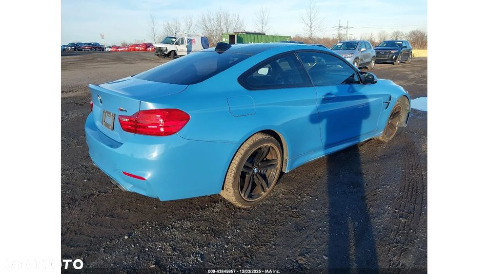 BMW M4 - 5