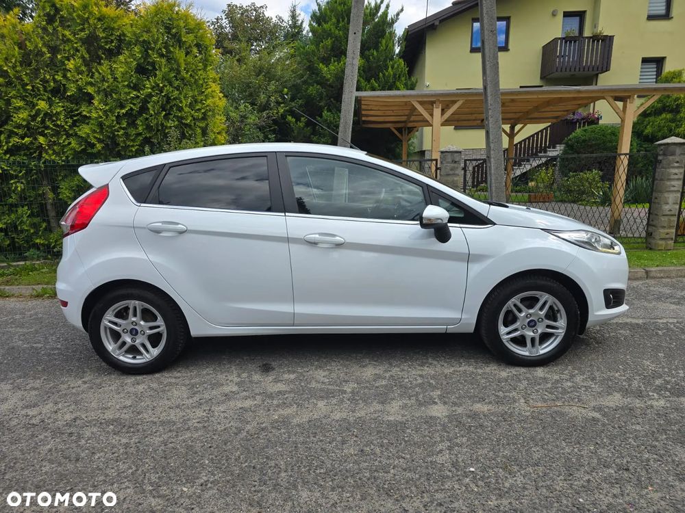 Ford Fiesta 1.0 EcoBoost Titanium - 14