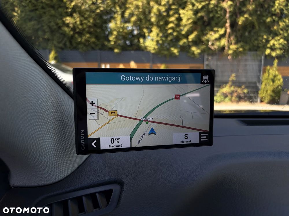 Nissan Qashqai 1.6 DCi N-Connecta Xtronic - 26