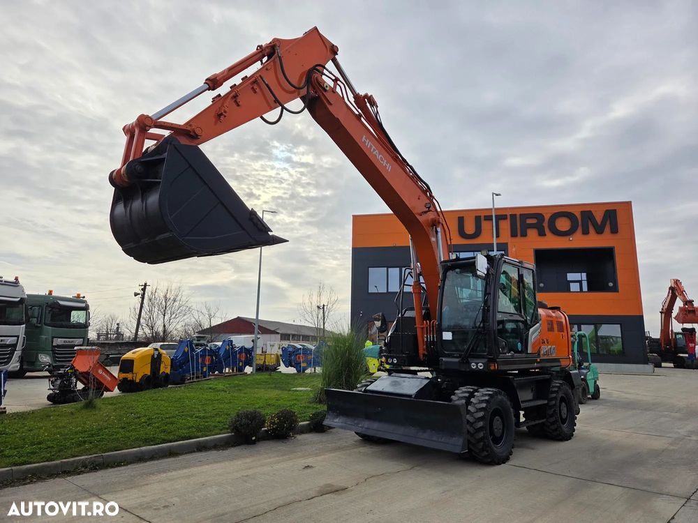 Hitachi PE ROTI, 20t, Cupa NOUA 1,2mc, 2022, 4.565h, LAMA NIVELARE si CALE, inst picon pe brate, consum mediu 7 litri pe ora, Ad sapare 6m, ridica 7 tone, latime 2,49m, Inst picon, camera spate, camere laterale, ULTIMA GENERATIE seria 7,  PROMOTIE-116.900Eur - 15