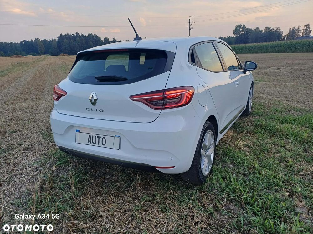 Renault Clio - 9